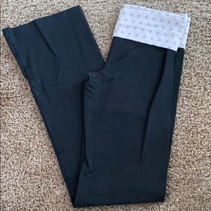 VS yoga pants
